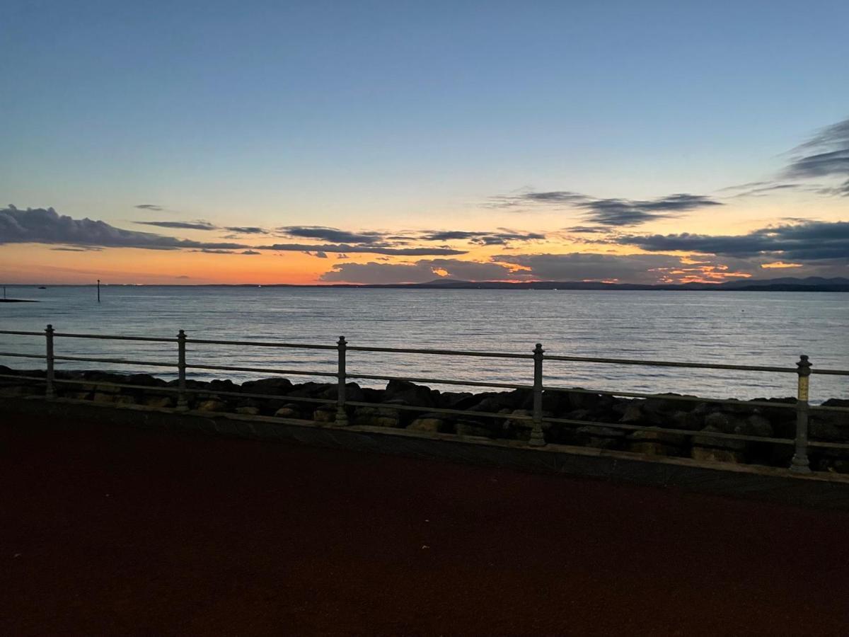 Eden Vale Ground Floor Sea View Apartment Morecambe Exteriör bild