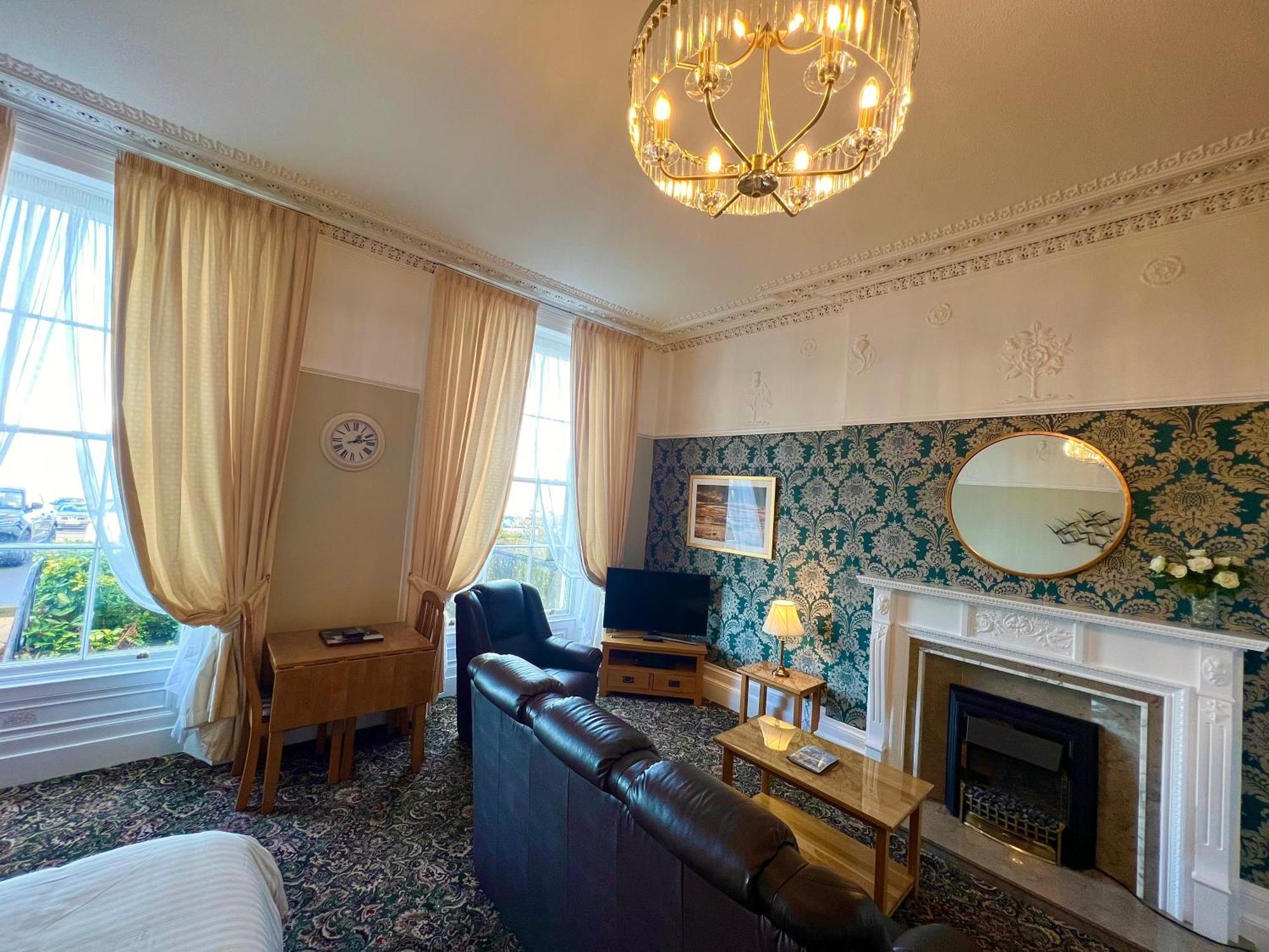 Eden Vale Ground Floor Sea View Apartment Morecambe Exteriör bild
