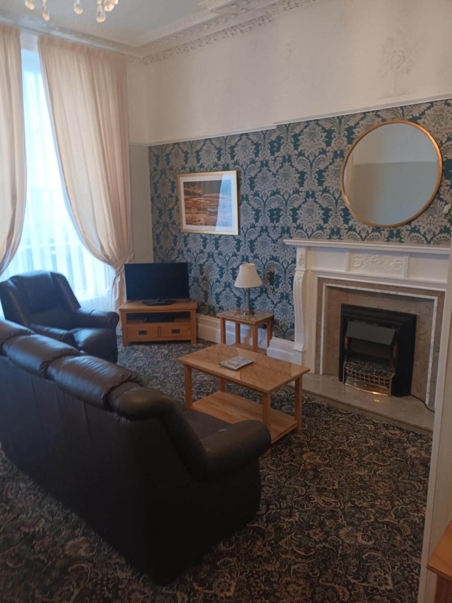 Eden Vale Ground Floor Sea View Apartment Morecambe Exteriör bild